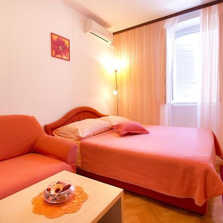 Apartment&Room Daria Vis Island Buitenkant foto