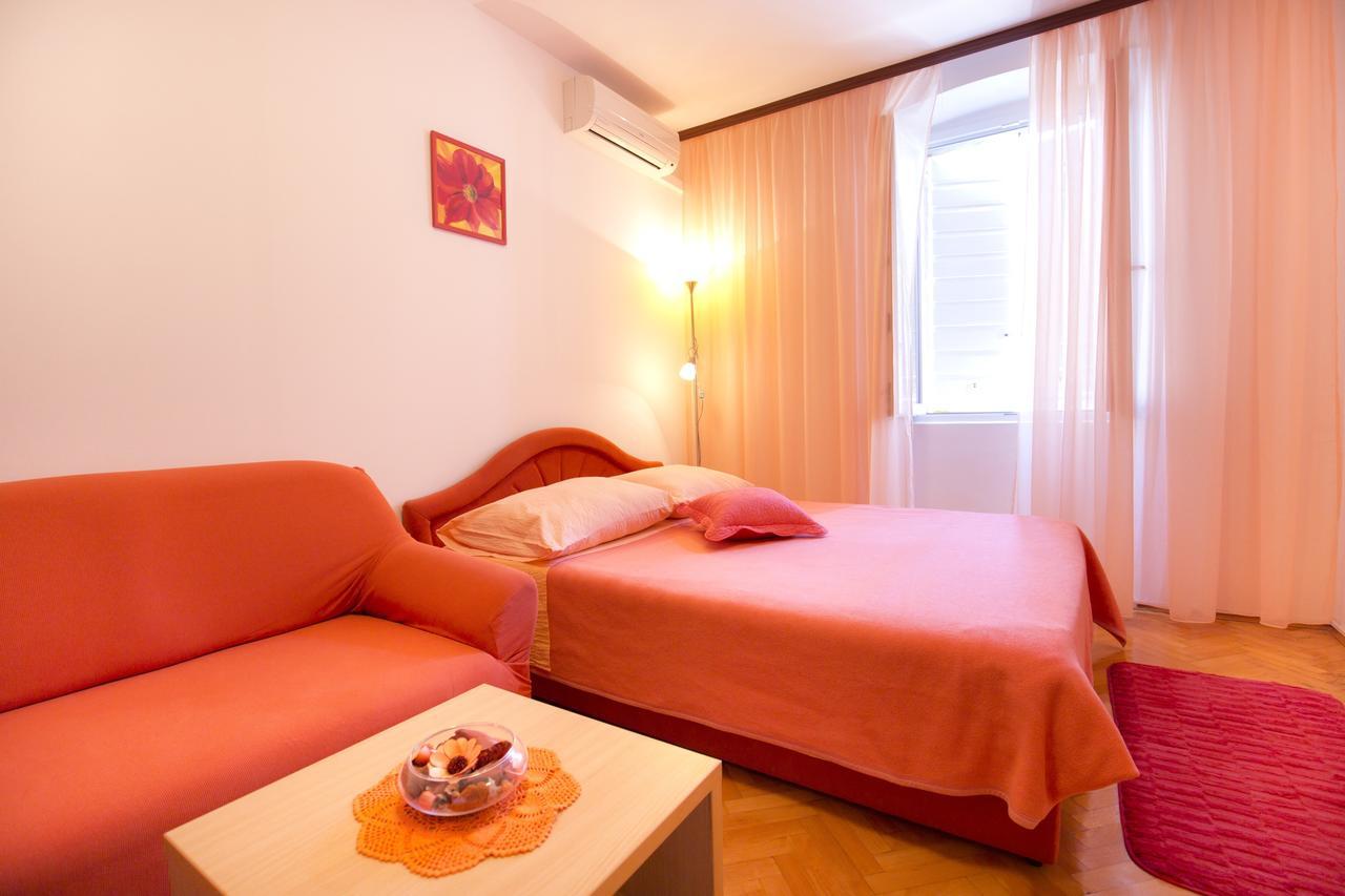 Apartment&Room Daria Vis Island Buitenkant foto